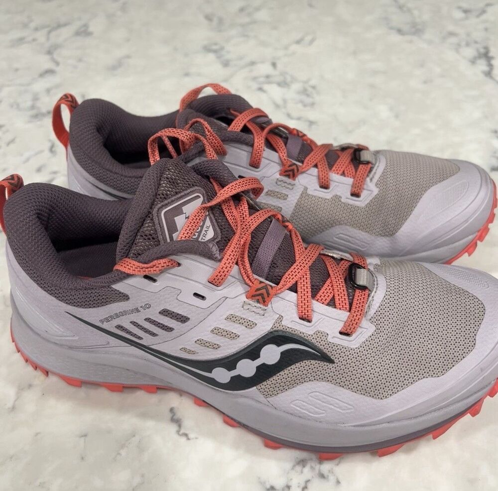 Saucony Women's Trail Running Shoes in Light Gray and Coral